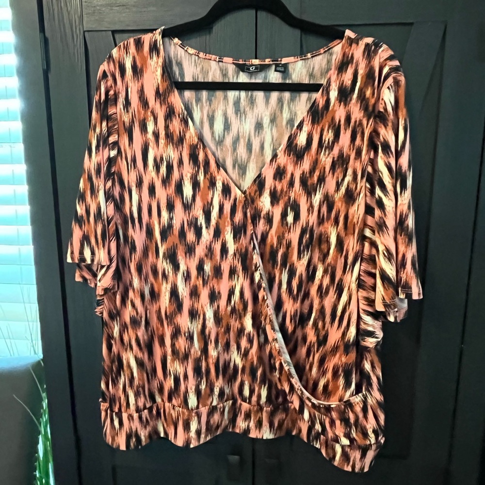 Chic animal print Women's Top - Multicolor